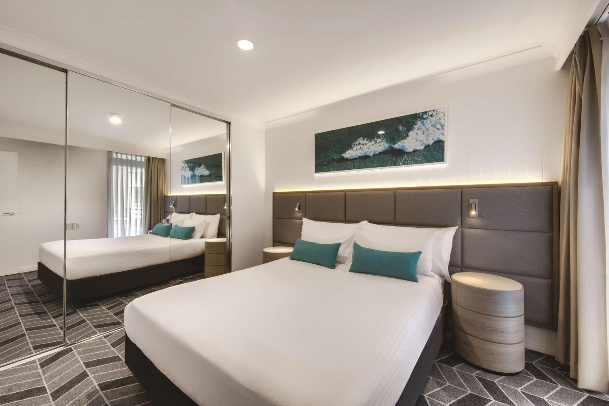 Two-Bedroom Queen Apartment,1284054970:JPEG