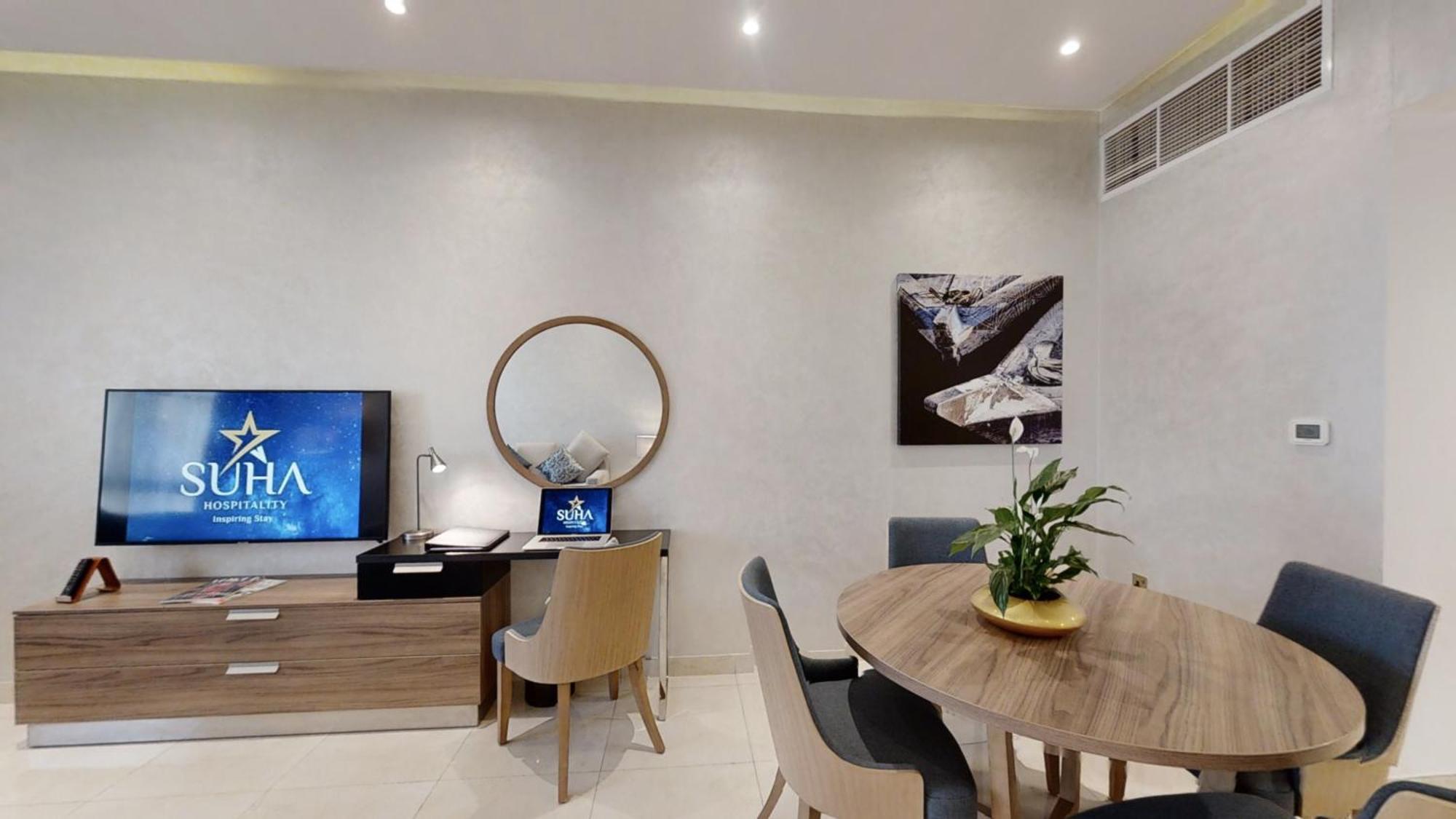 One-Bedroom City View Apartment