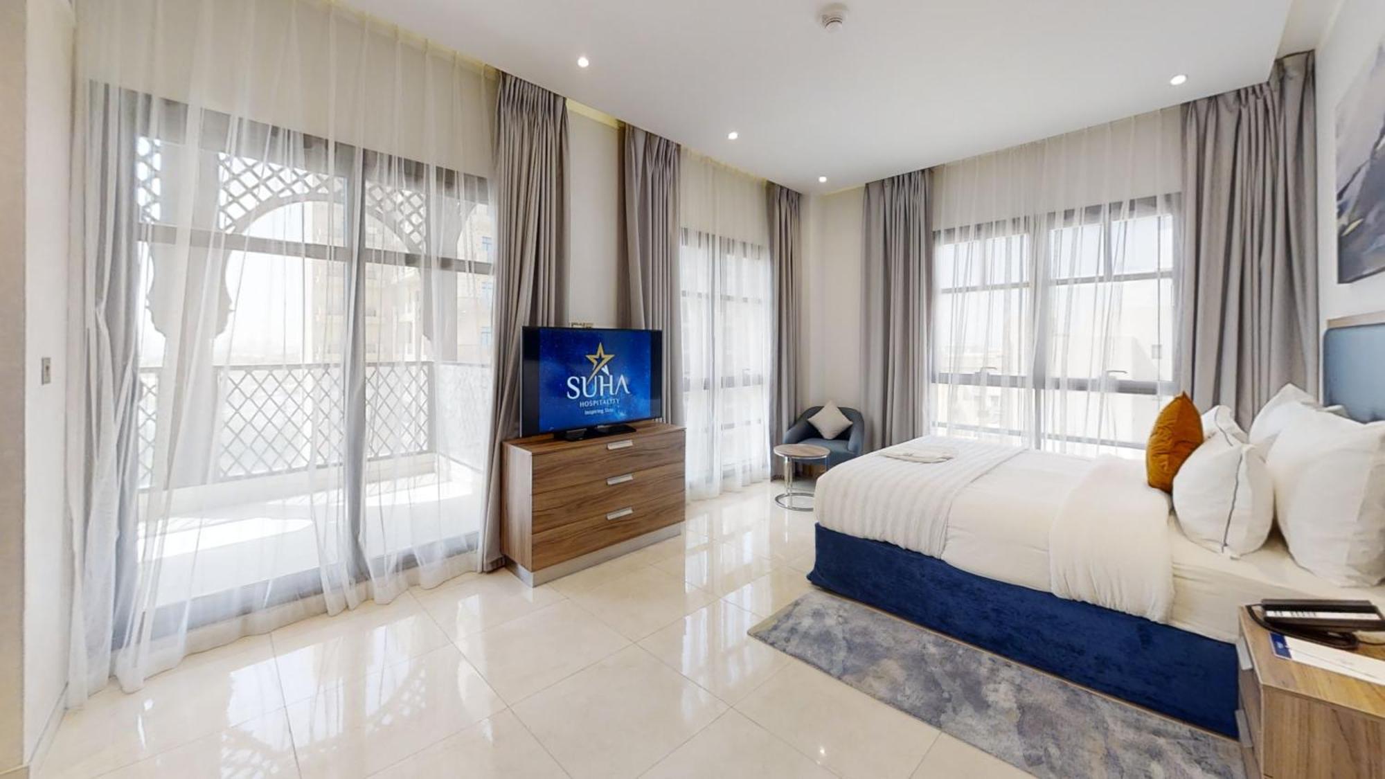 One-Bedroom Creek View Apartment