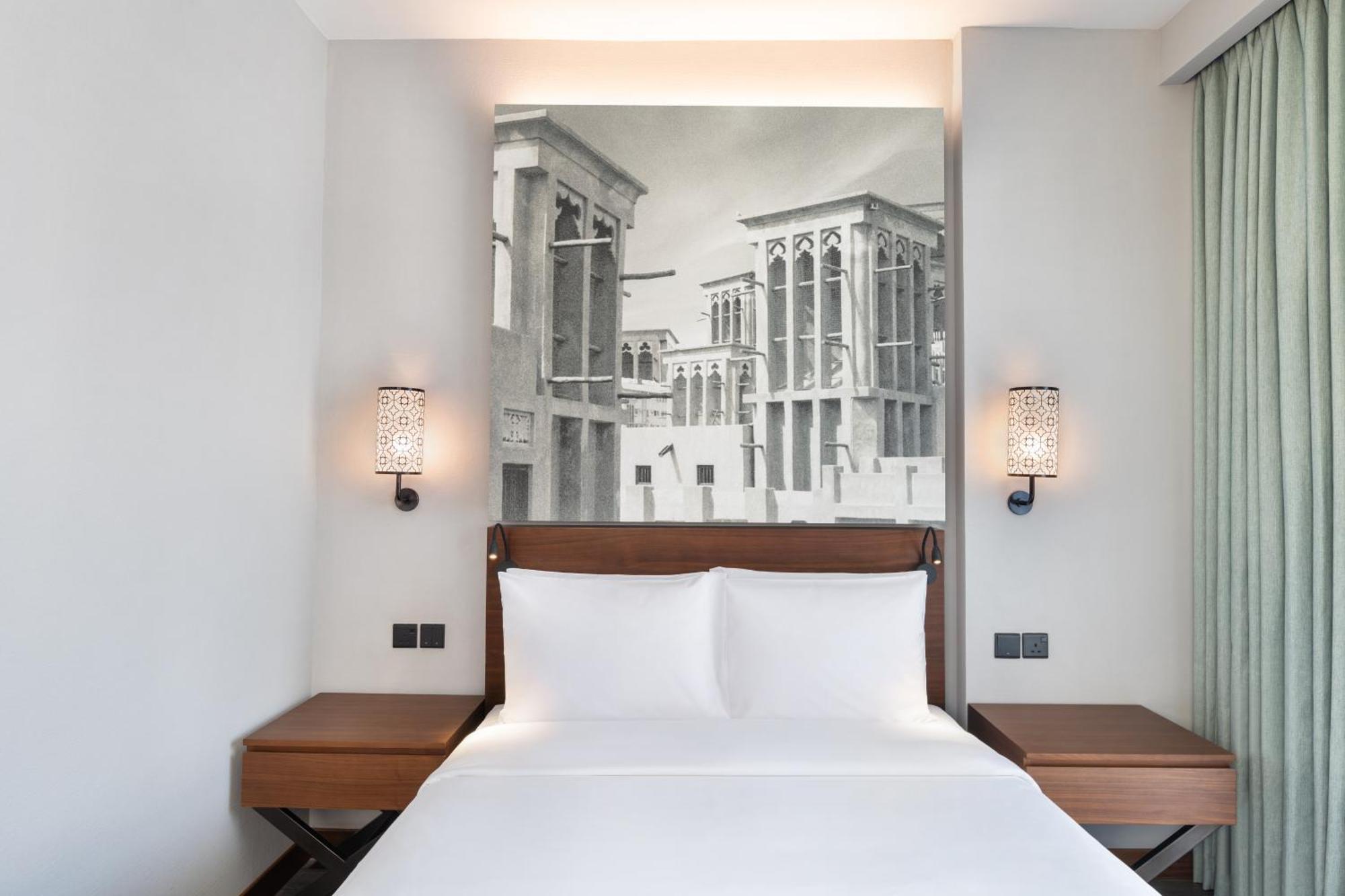 Superior Queen Room Park View
