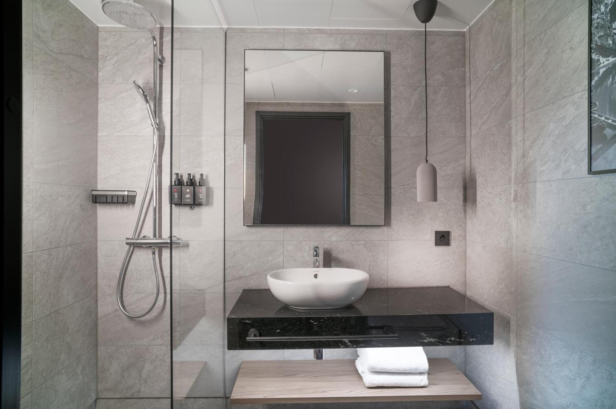 Standard Room,1285933825:JPEG