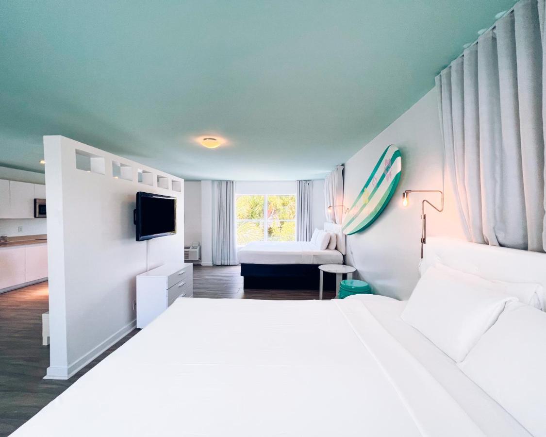 One-Bedroom King Room with Two King Beds,1293246325:JPEG