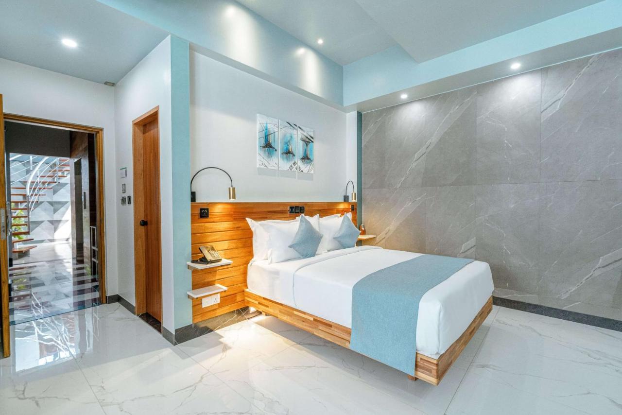 Premium Double Room Return Airport Transport