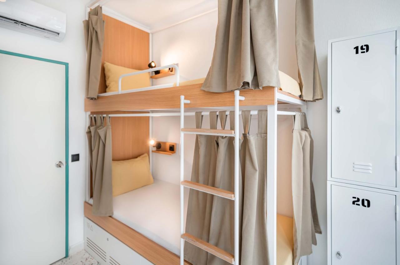 Bed in 4-Bed Mixed Dormitory Room