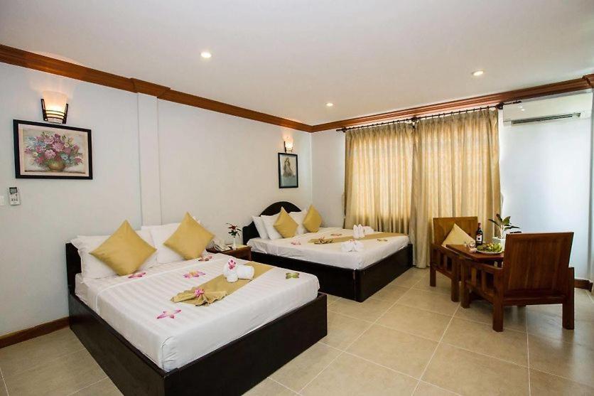 Deluxe Twin Room