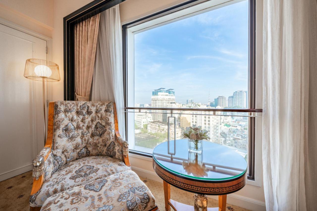Executive Twin City View