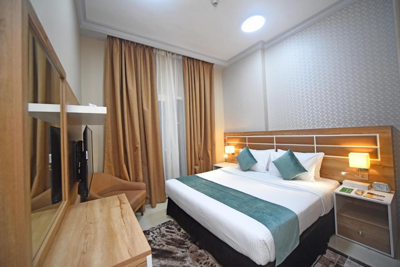 VIP One-Bedroom Apartment