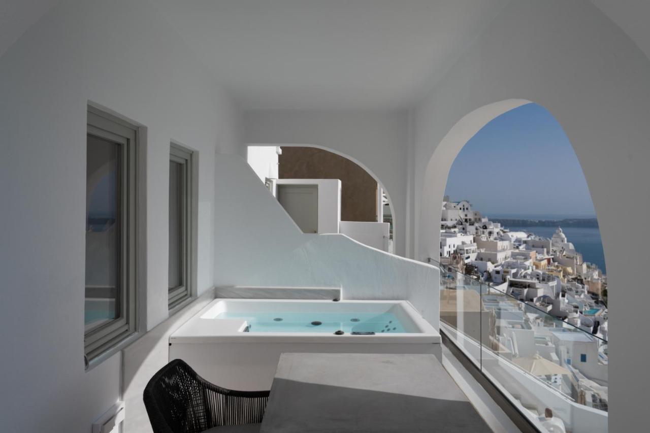 Matter Suite Outdoor Hot Tub Caldera View
