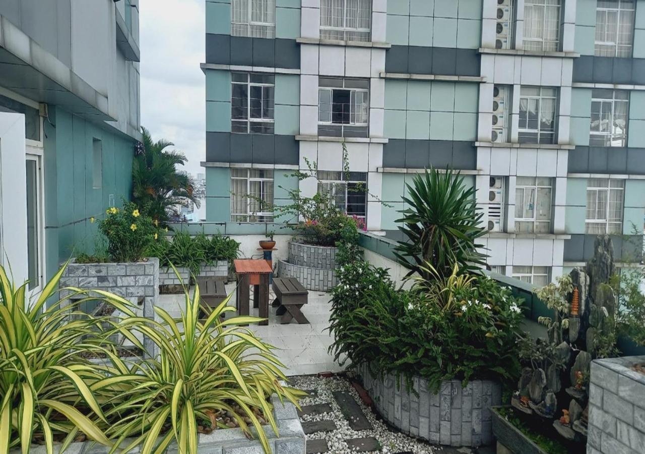 Apartment Garden View