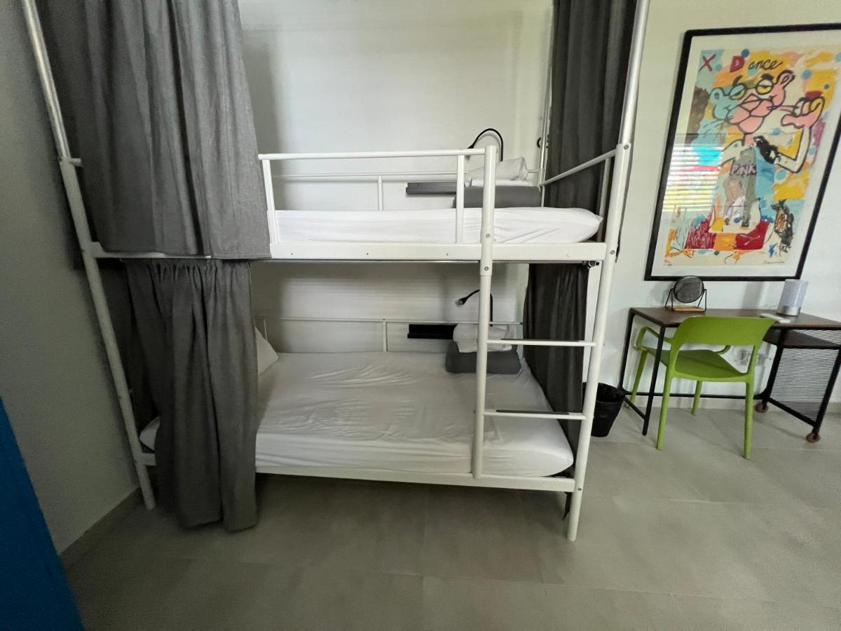 Bunk Bed Female Dormitory Room,1300786045:JPEG