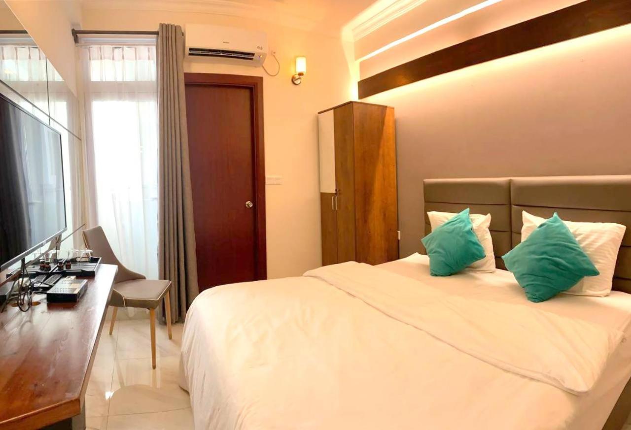 Deluxe Double or Twin Room Balcony