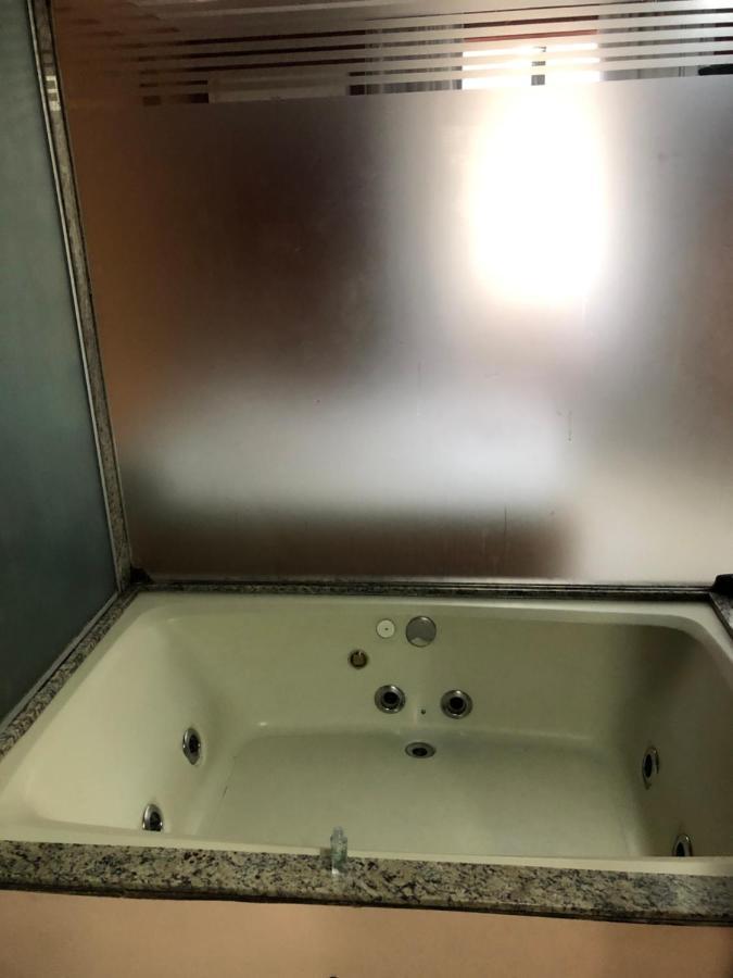 Deluxe Double Room Bath