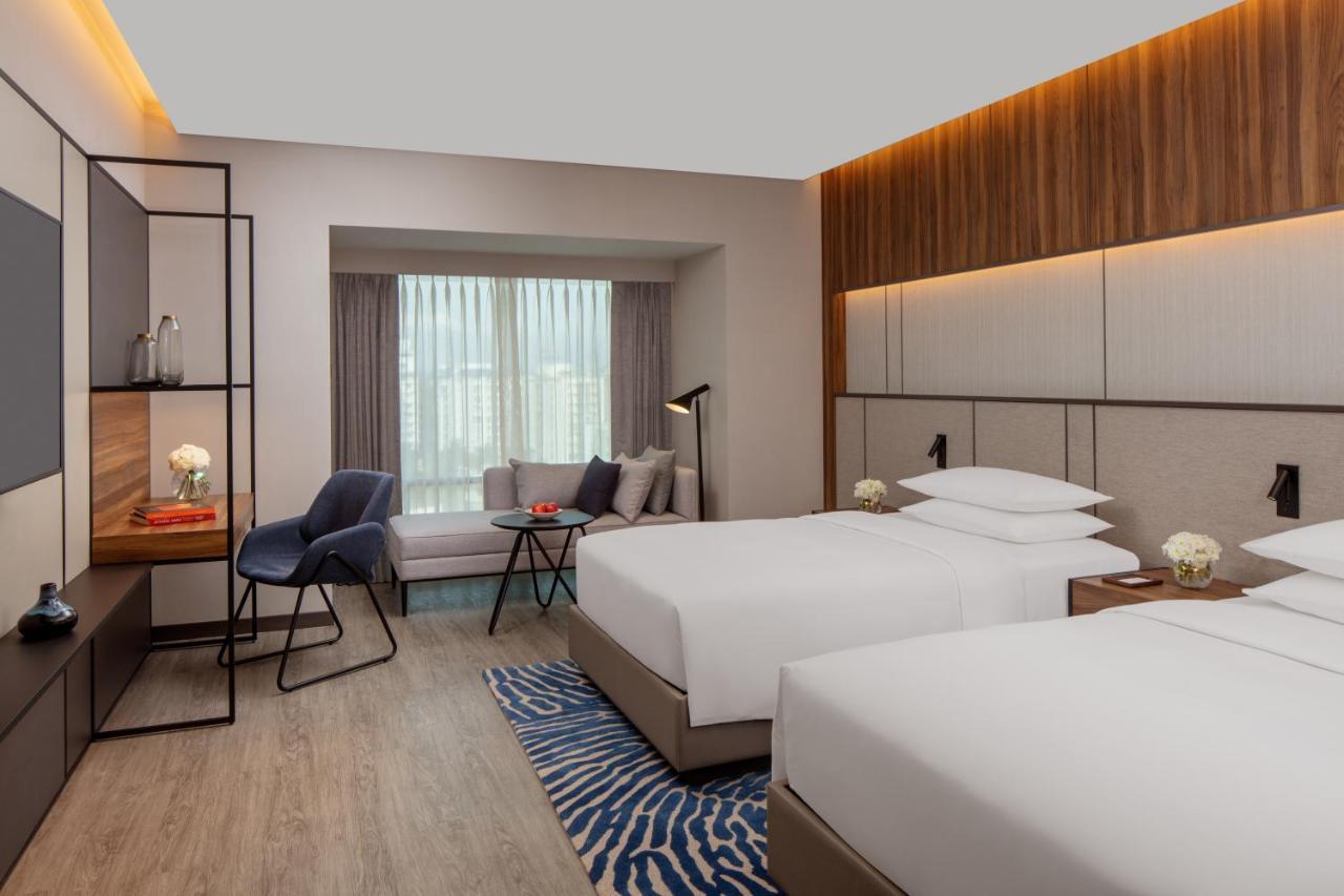 Twin Room Club Access