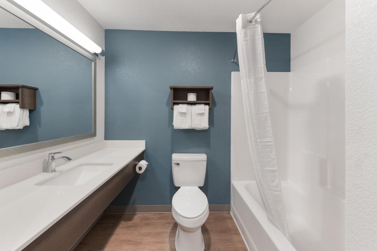 Standard Queen Room with Two Queen Beds - Non Smoking