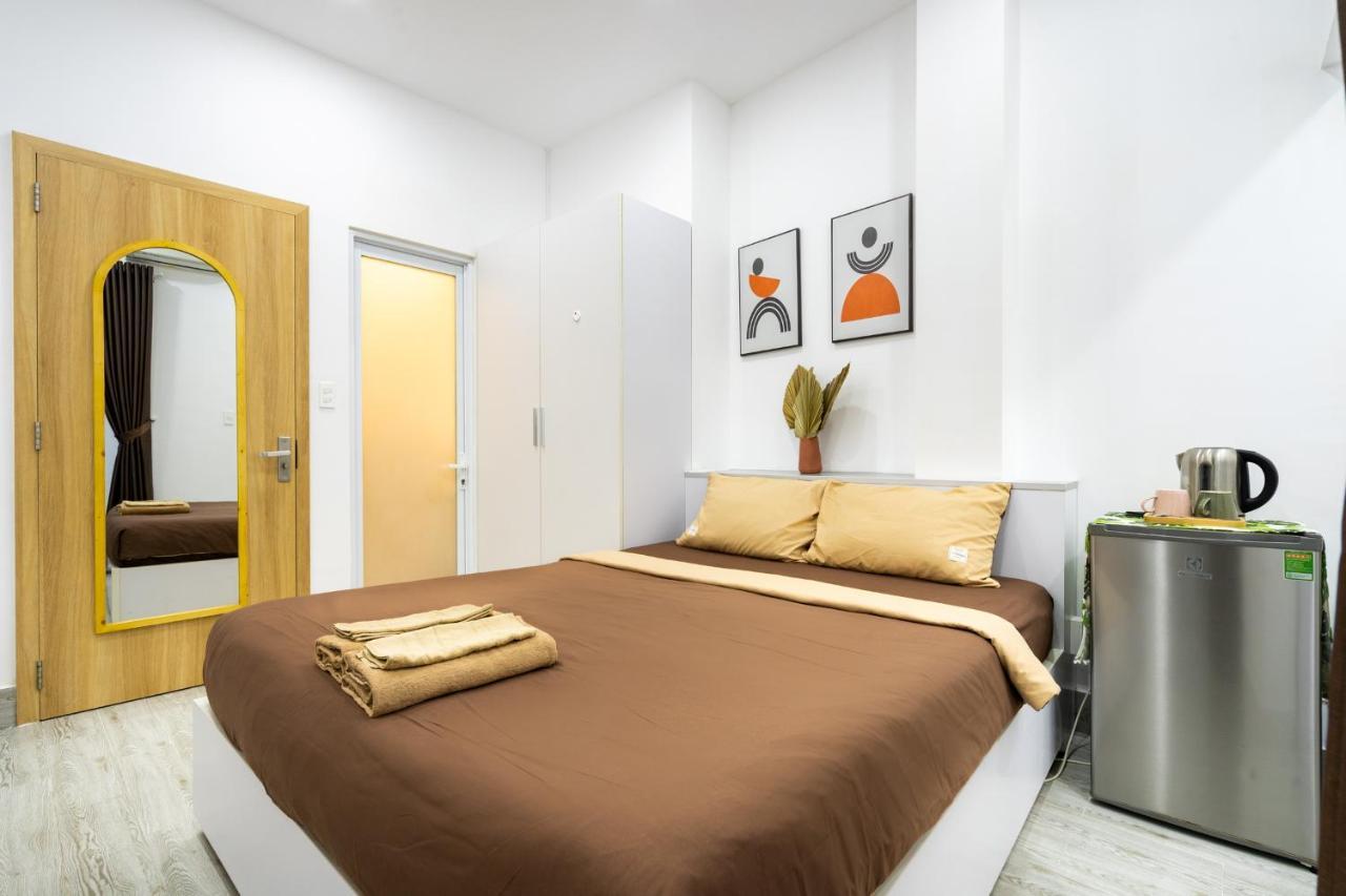 Standard Queen Room