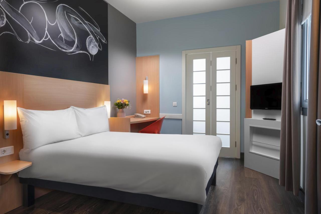 Standard Room 1 Double Bed