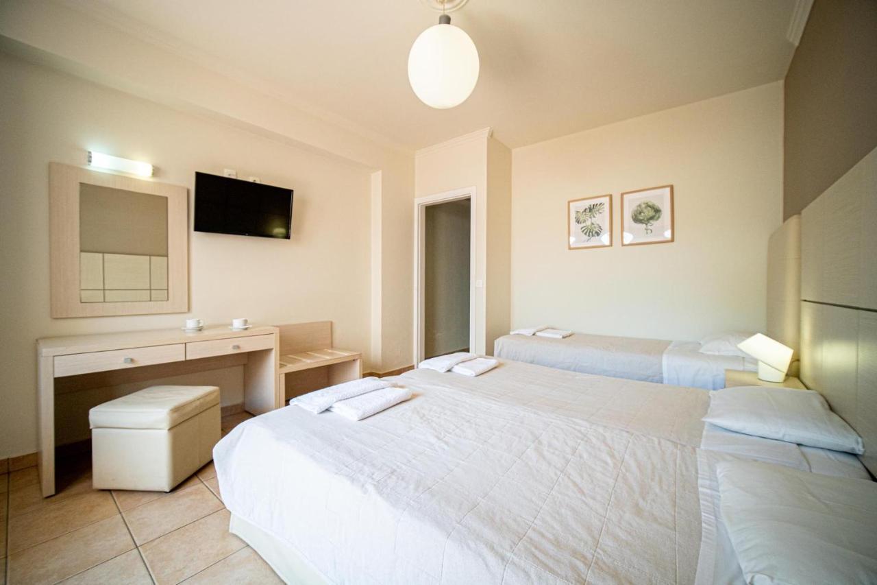 Economy Triple Room
