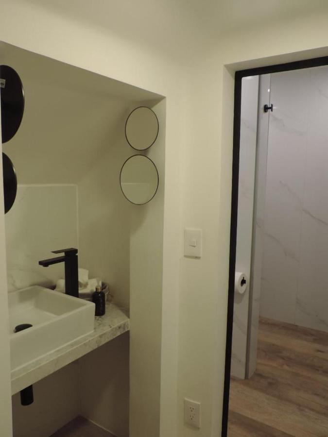 Double Room Private Bathroom