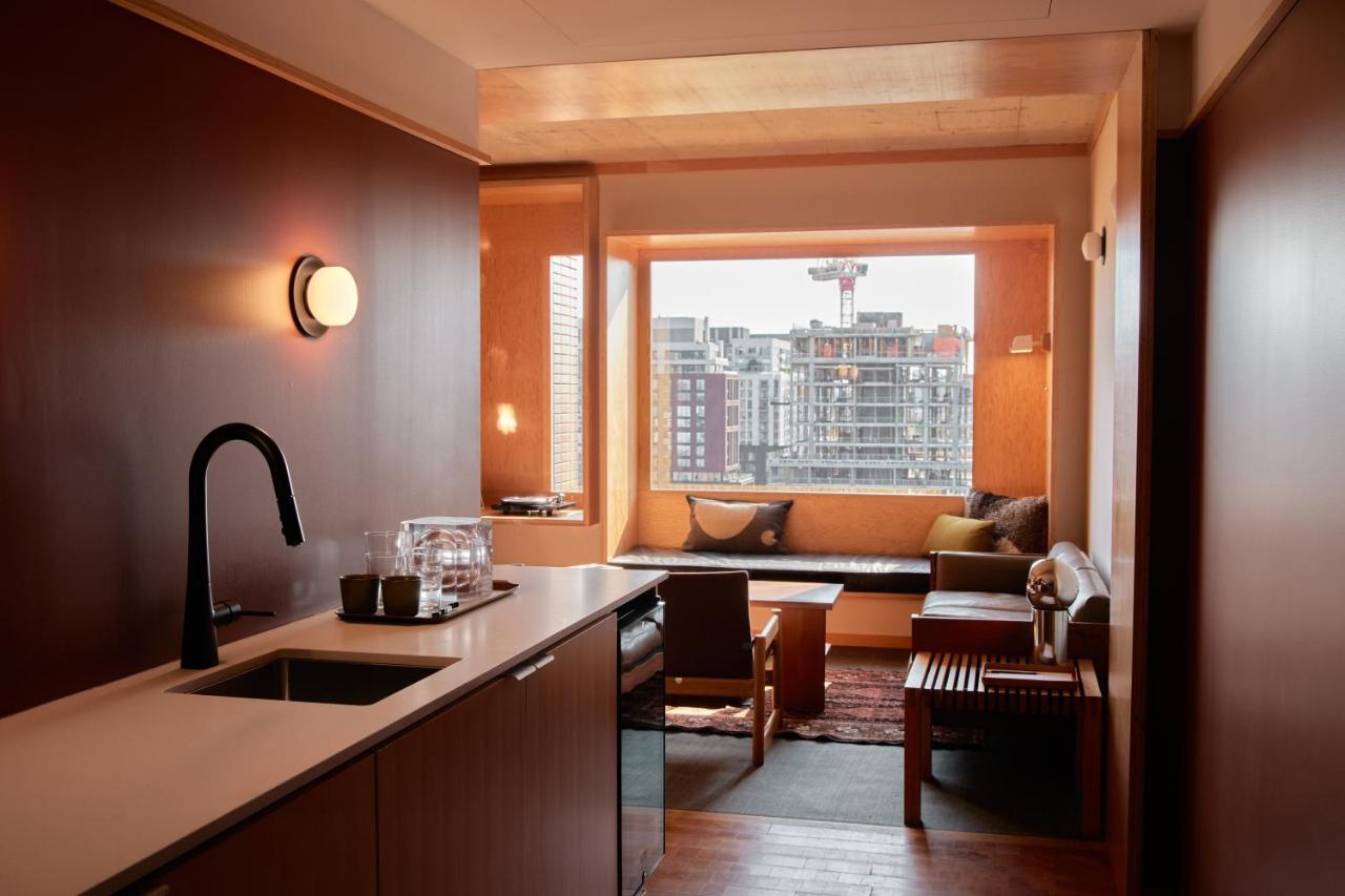 One-Bedroom Suite,1349790733:JPEG