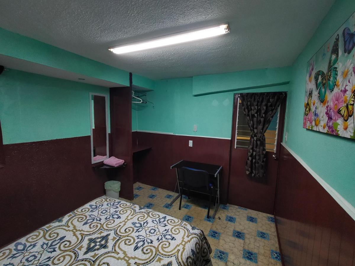Double Room Private Bathroom