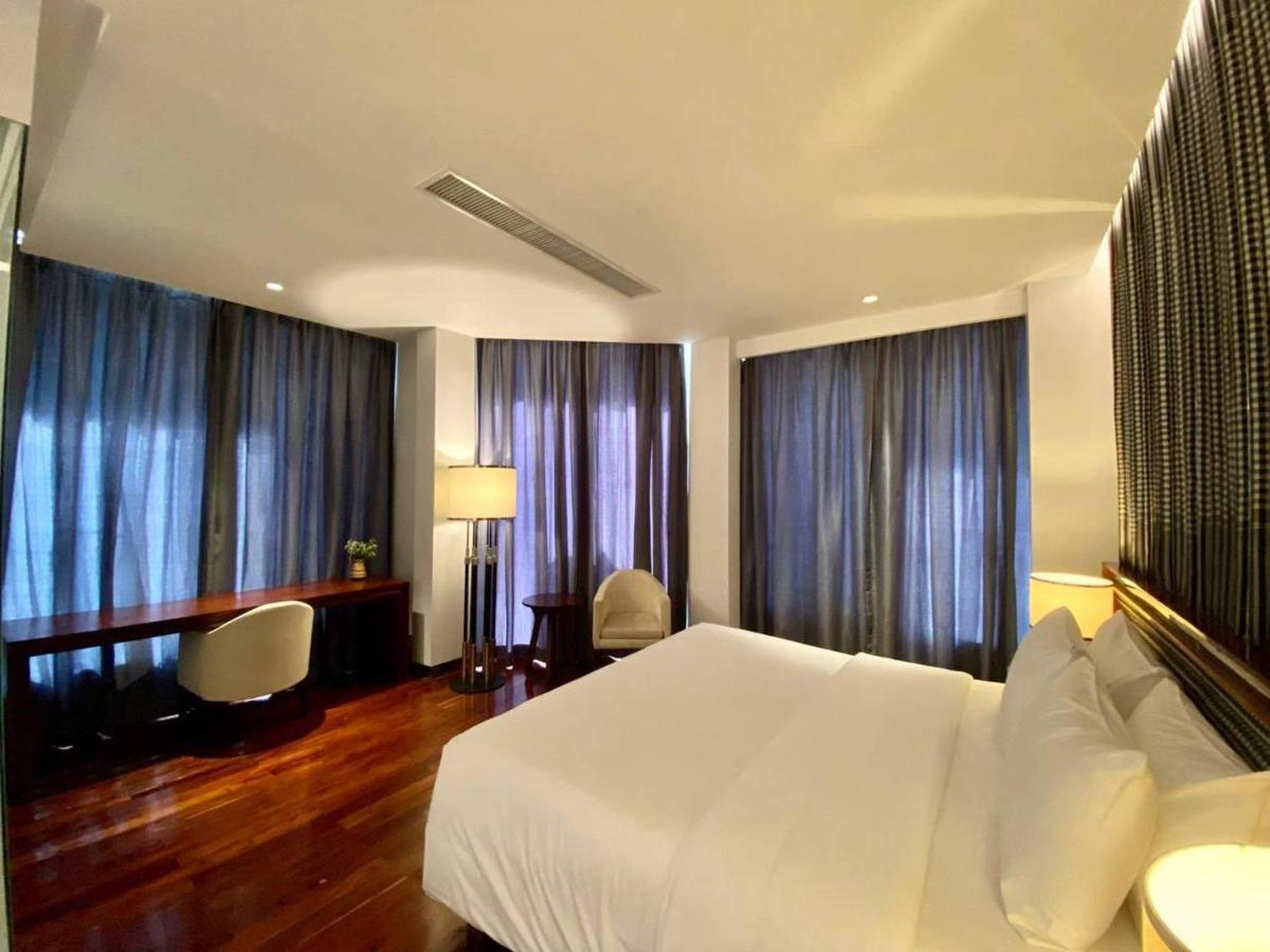 Suite City View
