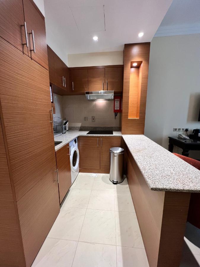 Executive One Bedroom Apartment-King Bed
