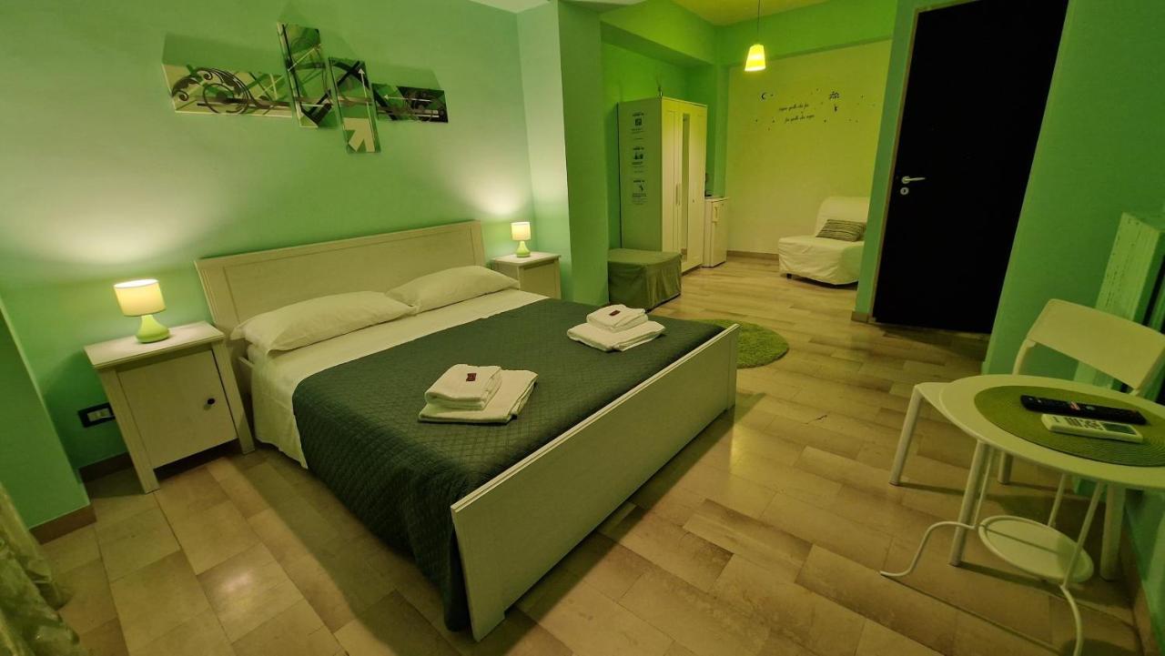 Deluxe Room with Private Bathroom