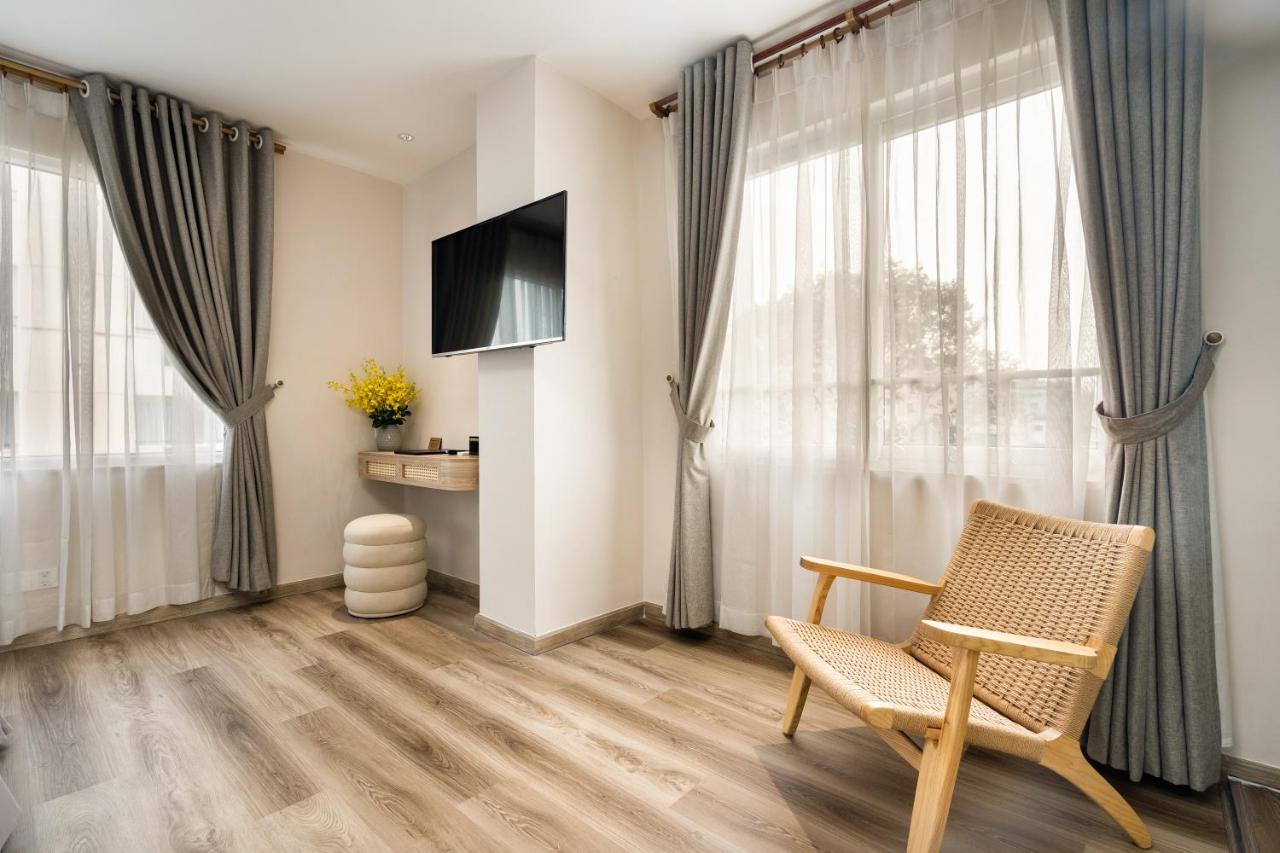 Suite Double Room City View