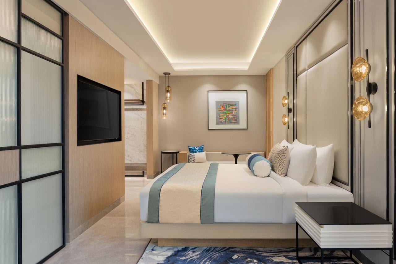 Executive King Suite with Sofa Bed and Courtyard View with 50% discount on Buffet , 10% off on Airport Transfers , Laundry and Happy Hours on beverages enjoy 1+1 offer on select beverages