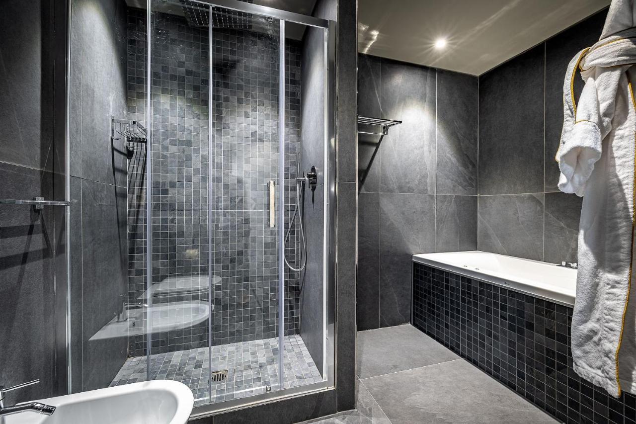 Deluxe Suite with Terrace