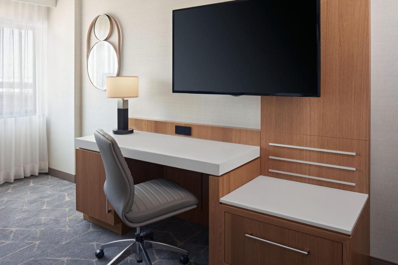Premier King Room