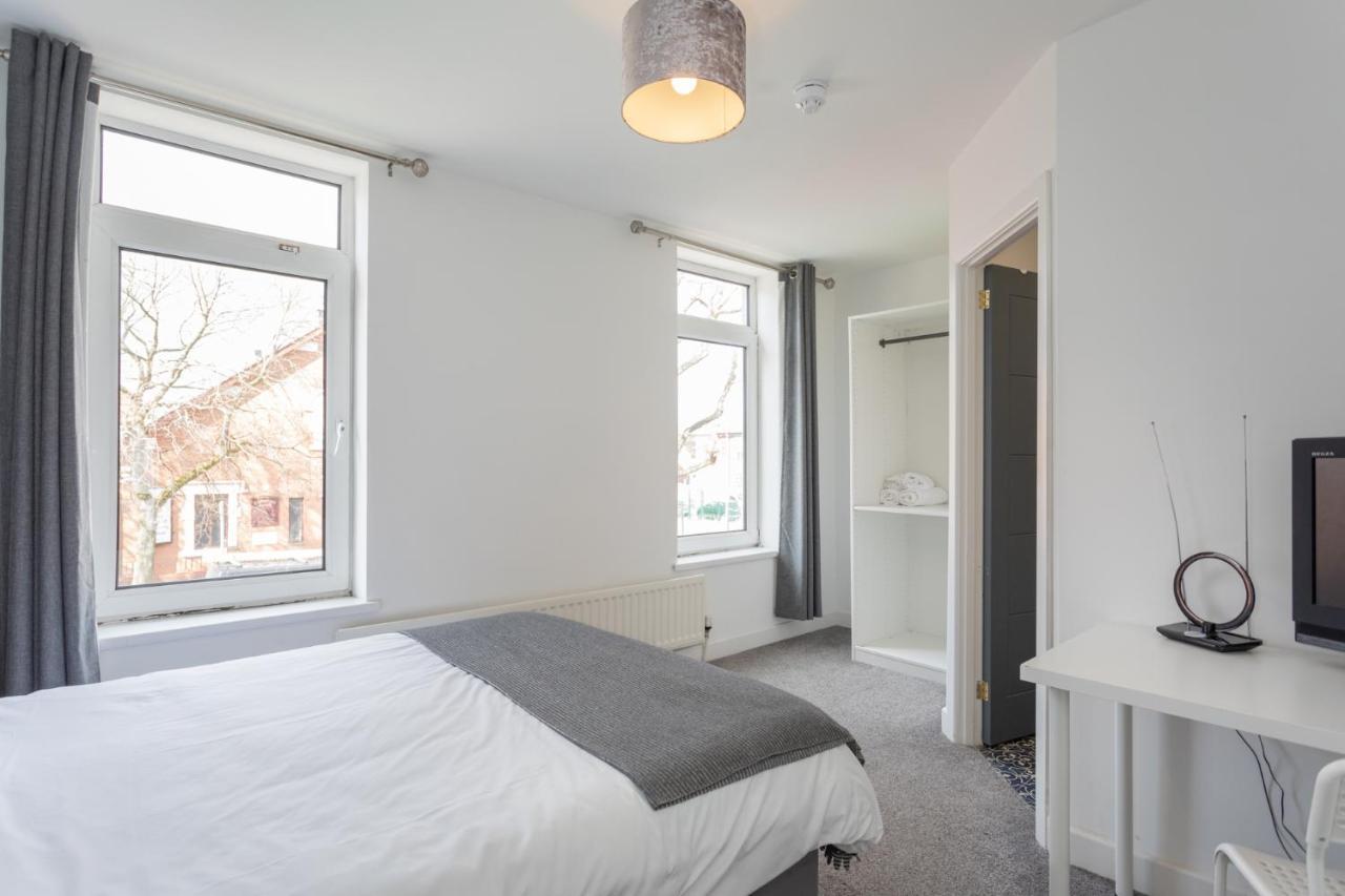 Double Room Private Bathroom