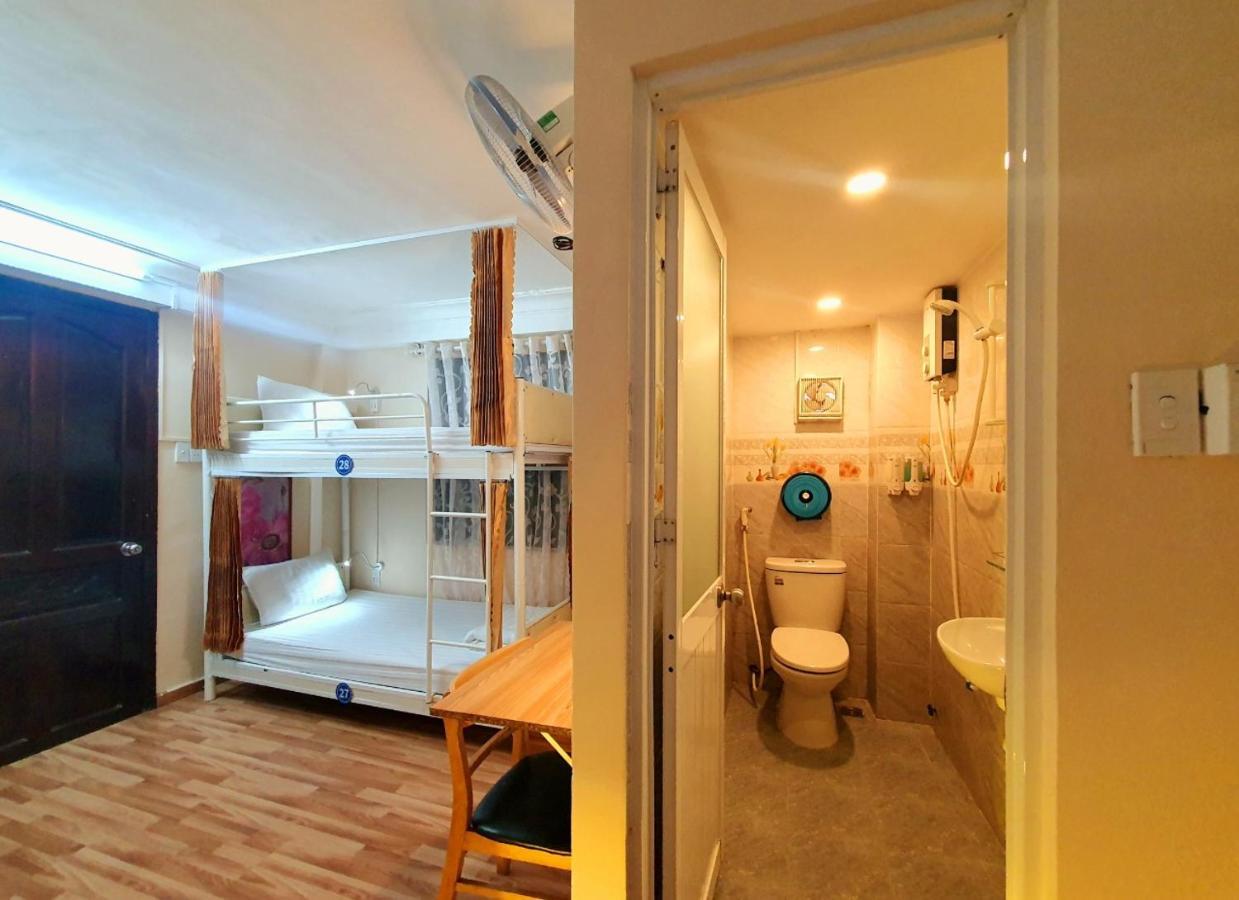 Bed 4-Bed Dormitory Room