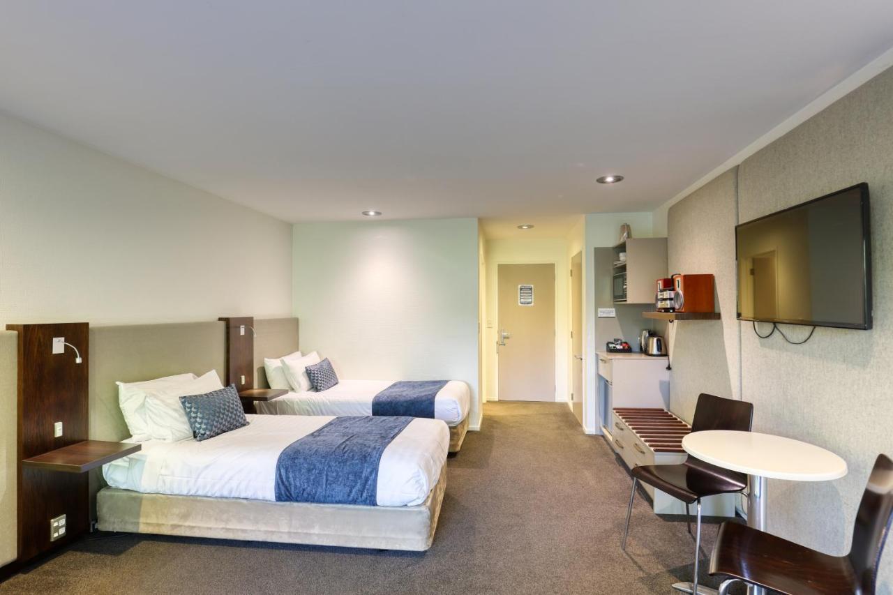 Standard Room (No View/Road Facing)
