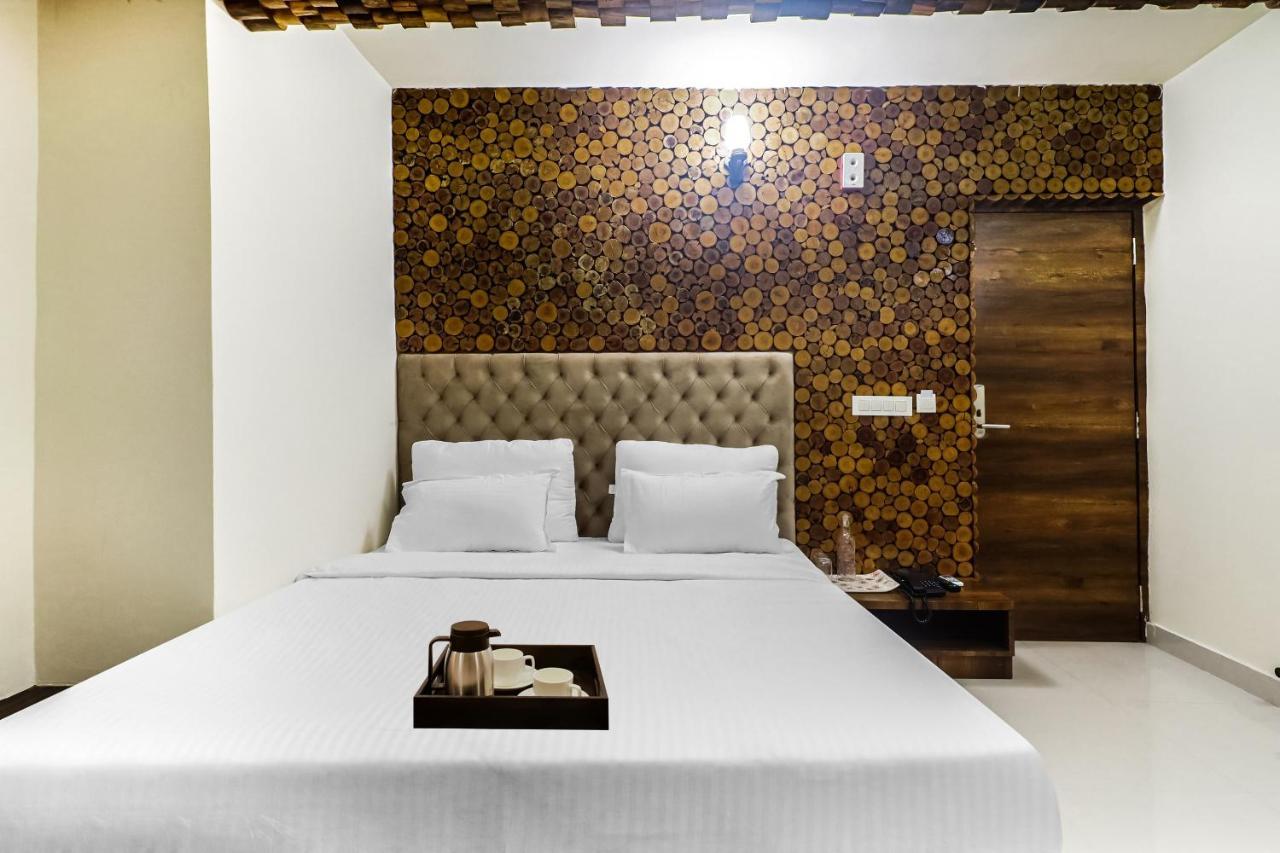 Standard Double Room,1379690516:JPEG