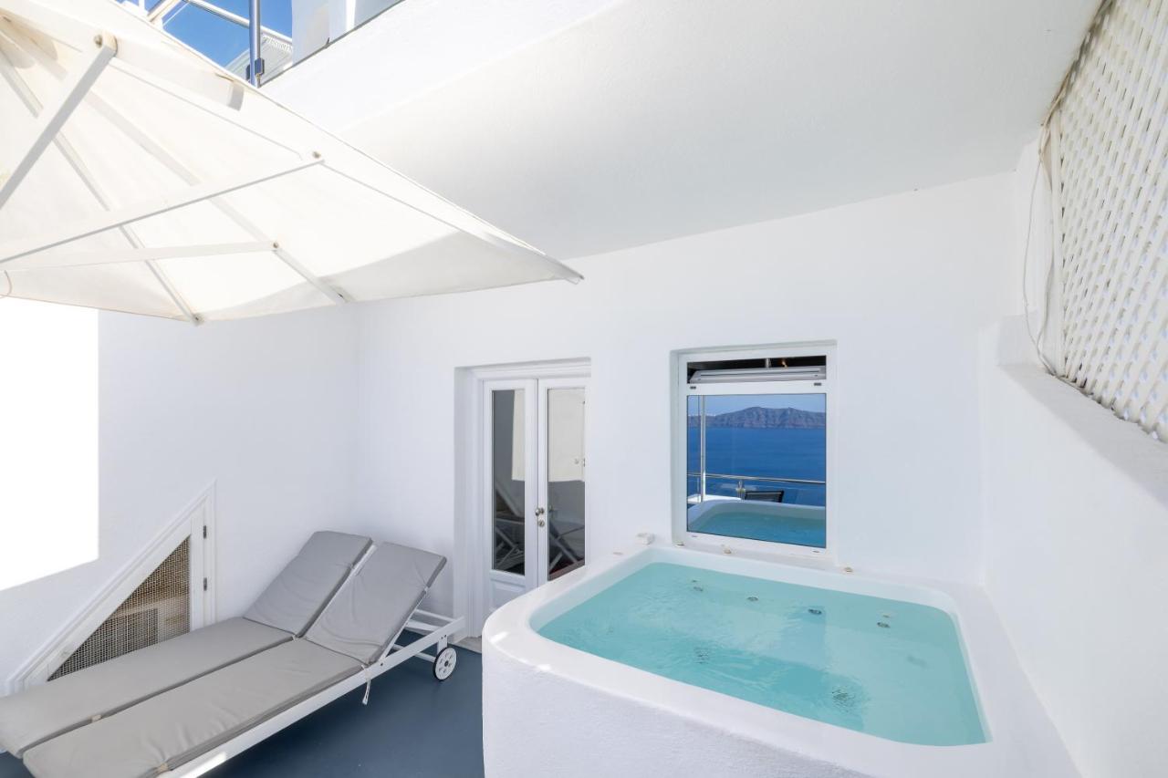 Venus Suite Hot Tub Caldera View