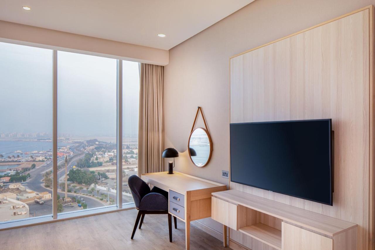 Junior King Suite,1395460970:JPEG