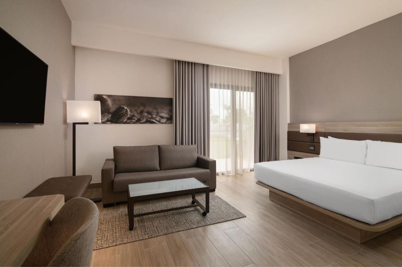 King Room Sofa Bed Terrace Poolside