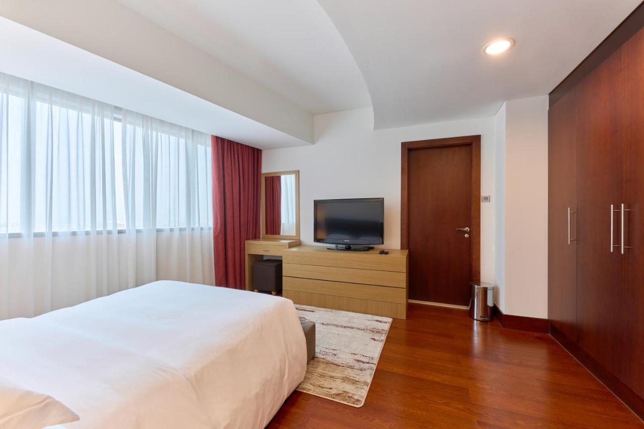 One-Bedroom Residence Private Jacuzzi