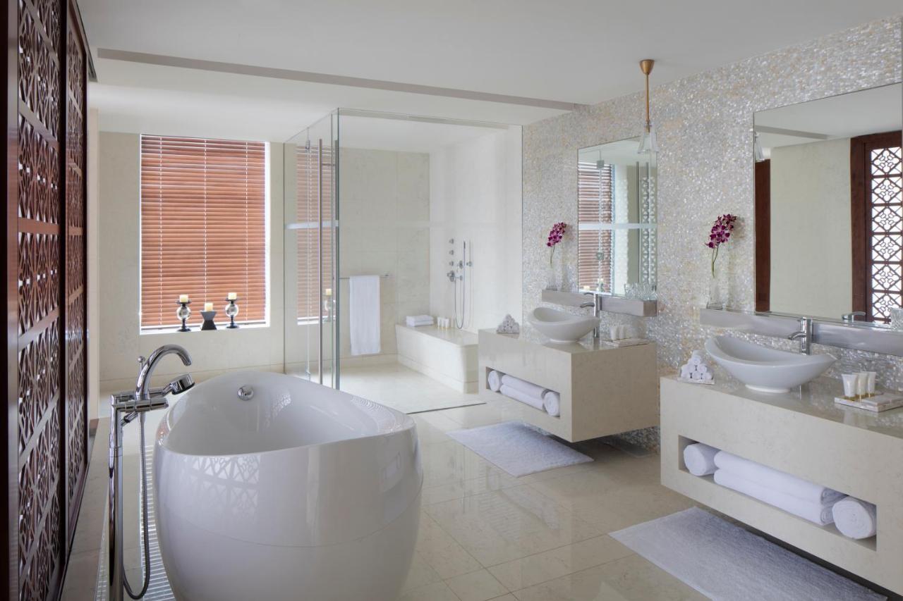 Royal Penthouse Suite