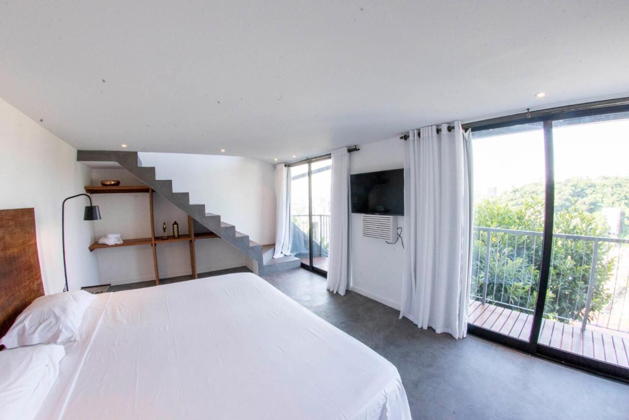 Deluxe Duplex King Room Balcony