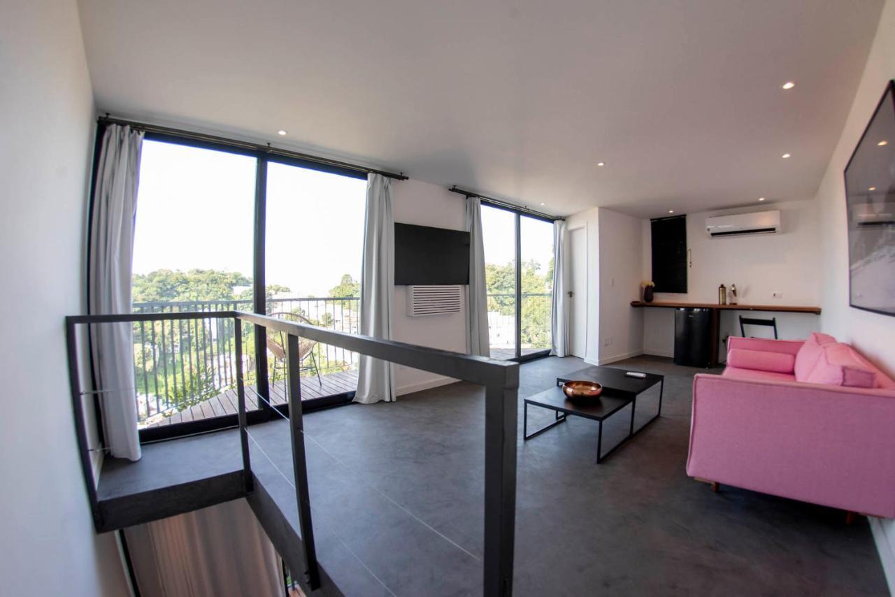 Deluxe Duplex King Room Balcony