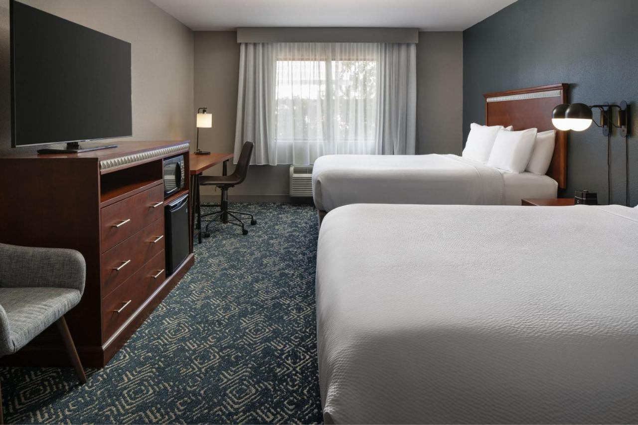 Guest room, 2 Queen,1404876959:JPEG
