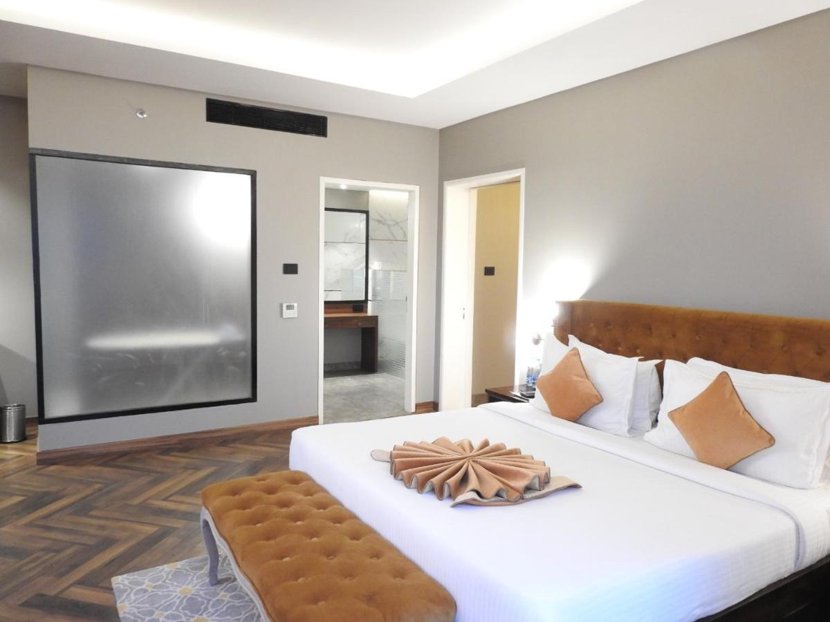Polo Suite on session of 90 mins Spa || on F&SB a-la-carte selection || Complimentary welcome drinks on arrival