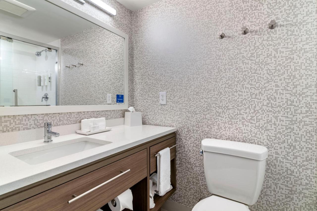 King Studio Suite