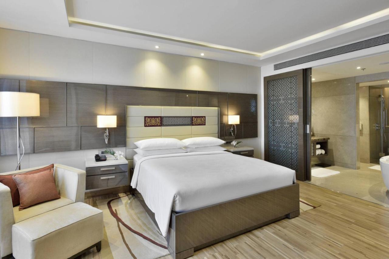 Executive King Room Pool View Lounge Access & complimentary one-way airport transfer BOM T1 & T2