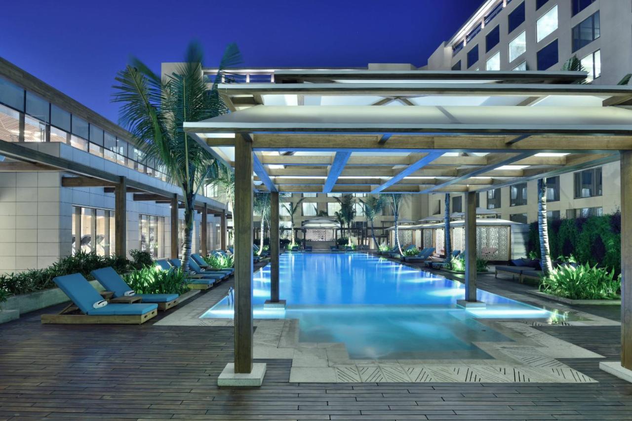 One-Bedroom Panoramic Suite Executive Lounge Access & complimentary two-way airport transfers