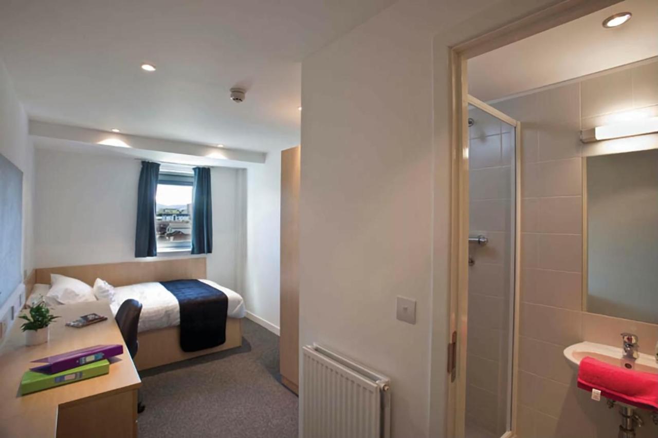 Double Room,1408575548:JPEG