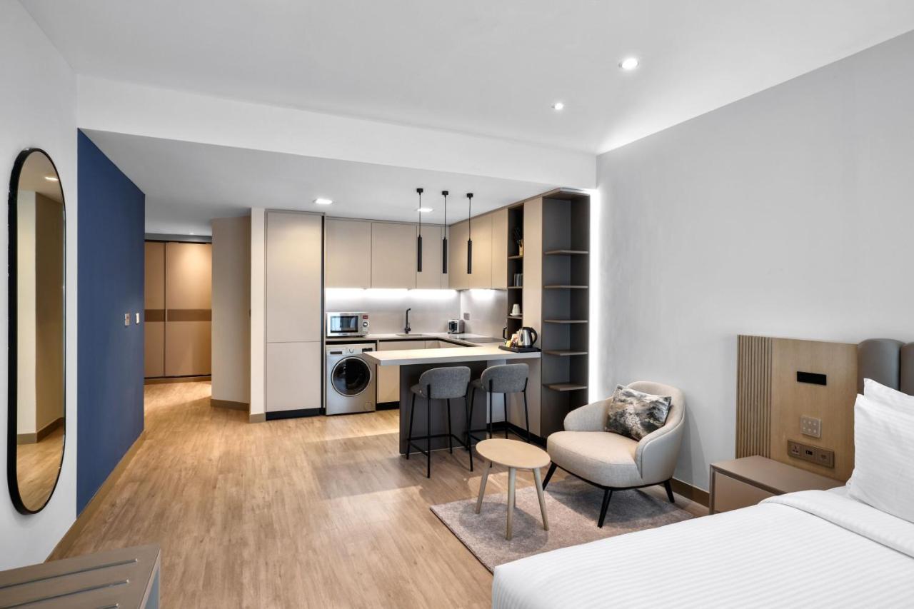 Deluxe Studio 2 Twin or Single Beds City View Includes Food & Beverage