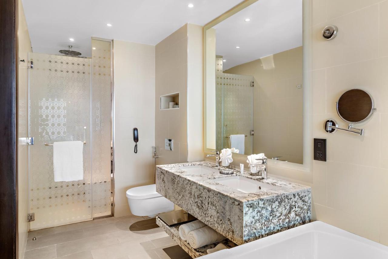 King Suite Kitchenette